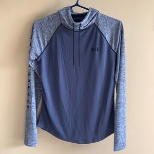 XS under armour hooded top